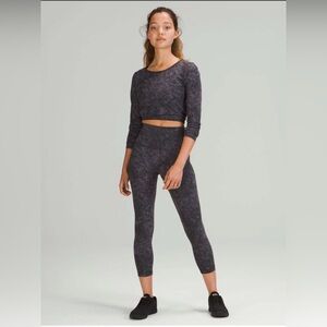 Lululemon Wunder Train  23” Crop Leggings